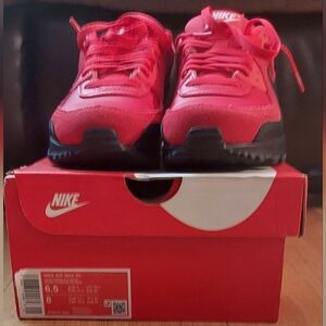Nike Airmax 90 Womens Vibrant Red Sneakers